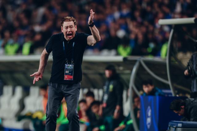 开云体育入口-逆转到被绝平！申花吞下苦果 固执斯卢茨基遭质疑